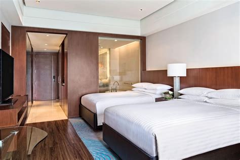 hotels near ninoy aquino intl airport